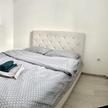 公寓 Sunny, Istocno - Lukavica 塞拉耶佛